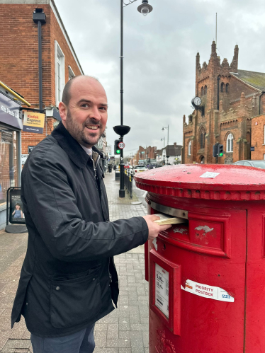 Richard posting letters